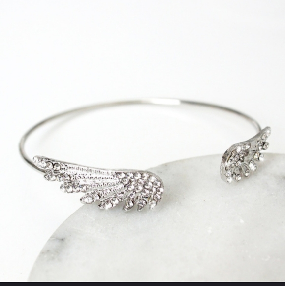 2XHP!! NWT Goth Silver Angel Wings Bracelet! - Picture 9 of 11
